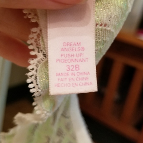 Victoria's Secret Dream Angels Bra - Picture 2 of 4